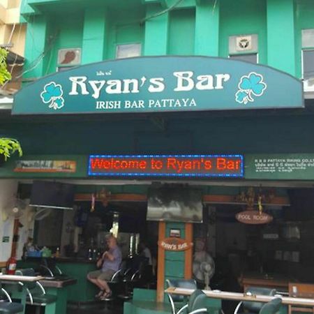 Отель Ryan'S Bar Паттайя Экстерьер фото